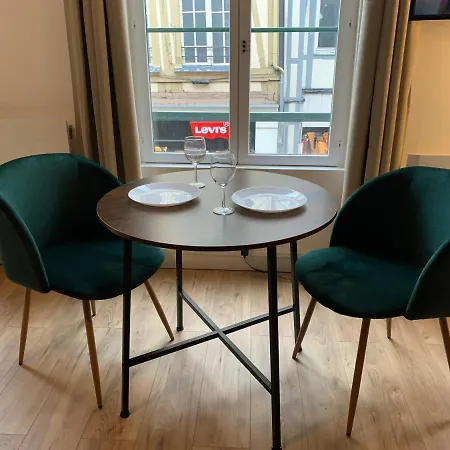 Apartman N°2 Plein Coeur De *